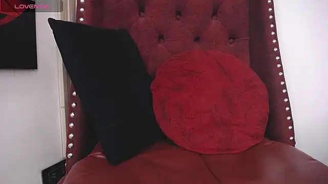 Snapshot of BiancaAntonelli chatting on May 9, 1:49 pm BiancaAntonelli online show from May 9, 1:49 pm