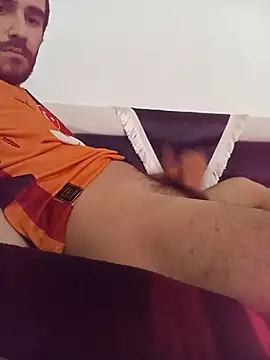 Snapshot of Atabey_65 chatting on December 15, 12:42 pm Atabey 65 online show from December 15, 12:42 pm