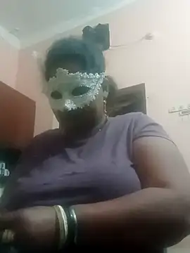 Snapshot of seemi_bhabhi chatting on February 19, 4:44 am seemi bhabhi online show from February 19, 4:44 am