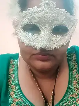 Snapshot of seemi_bhabhi chatting on February 25, 2:25 am seemi bhabhi online show from February 25, 2:25 am