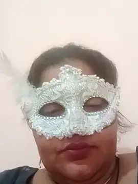 Snapshot of seemi_bhabhi chatting on March 5, 5:07 am seemi bhabhi online show from March 5, 5:07 am