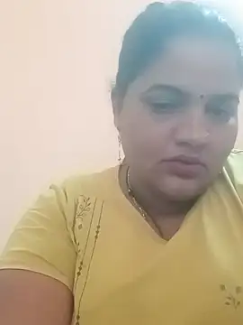 Snapshot of seemi_bhabhi chatting on March 18, 4:47 am seemi bhabhi online show from March 18, 4:47 am