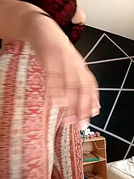 Nell-X online show from October 9, 8:12 am