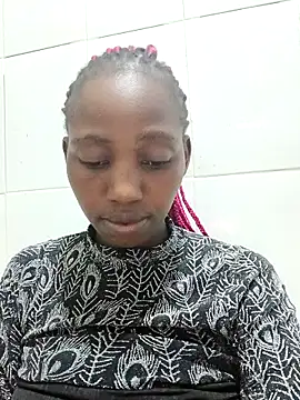 Beee25 online show from December 2, 8:26 pm