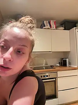 Hr Frk Olsen online show from November 1, 3:47 pm