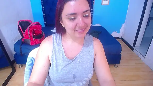 kinky redhead18 online show from October 25, 1:40 pm