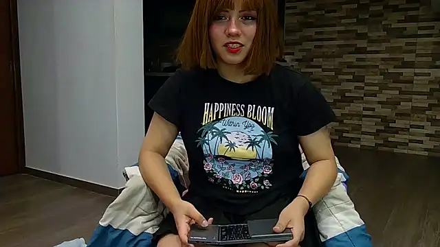 Snapshot of Elsa_sweet chatting on February 17, 4:20 am Elsa sweet online show from February 17, 4:20 am