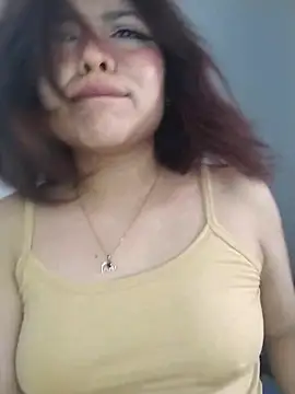 Snapshot of Elsa_sweet chatting on February 20, 10:32 pm Elsa sweet online show from February 20, 10:32 pm