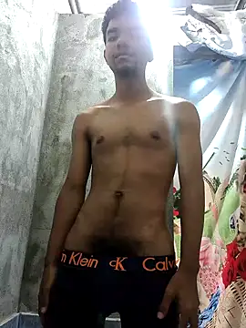 Snapshot of Reynold2608 chatting on December 27, 4:54 pm Reynold2608 online show from December 27, 4:54 pm