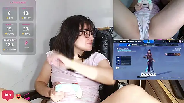 Snapshot of sobresalinaa chatting on August 6, 12:23 am sobresalinaa online show from August 6, 12:23 am
