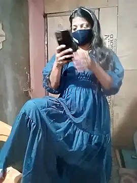 queensenorita online show from March 20, 6:31 pm