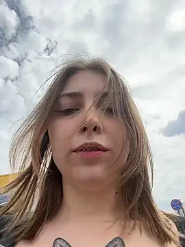 Sunny   Bunny online show from July 3, 11:16 am