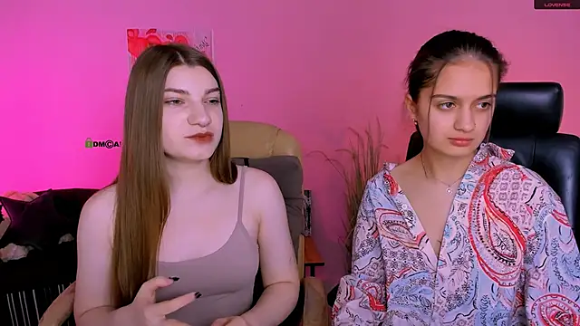 Snapshot of pure_radiance1 chatting on November 20, 9:09 am pure radiance1 online show from November 20, 9:09 am