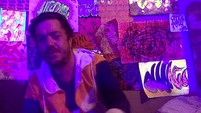 3615 ULLA online show from May 8, 10:48 pm