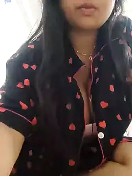 Snapshot of Priya_2222 chatting on January 17, 4:36 pm Priya 2222 online show from January 17, 4:36 pm