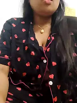 Snapshot of Priya_2222 chatting on February 10, 4:58 pm Priya 2222 online show from February 10, 4:58 pm