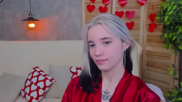 as1an girlfriend online show from February 16, 2:00 pm