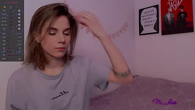  ni kiss online show from March 10, 9:07 pm