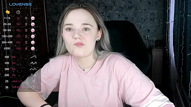 Your small bunny online show from December 9, 3:29 am