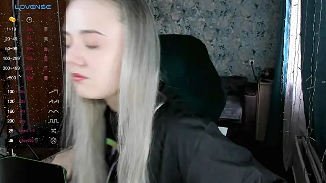 Your small bunny online show from January 27, 4:52 am