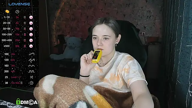 Your small bunny online show from February 12, 2:21 pm