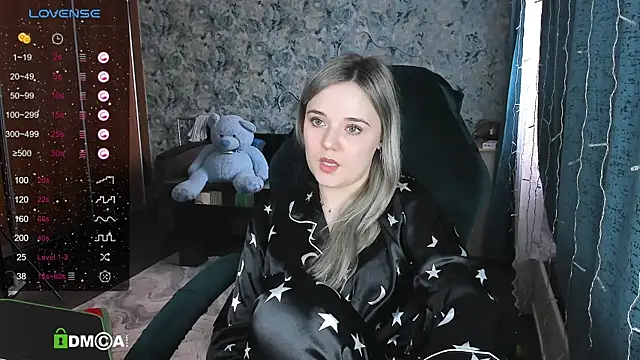 Your small bunny online show from February 19, 4:23 am