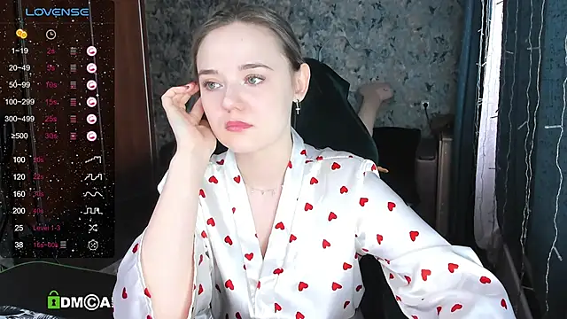 Your small bunny online show from March 5, 3:08 am