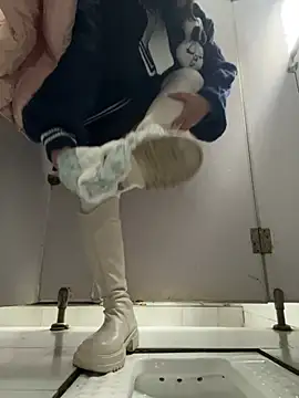 Snapshot of Xixi-Gala chatting on December 21, 5:36 am Xixi-Gala online show from December 21, 5:36 am