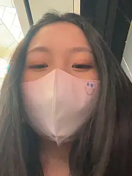 Snapshot of Xixi-Gala chatting on March 12, 7:24 am Xixi-Gala online show from March 12, 7:24 am