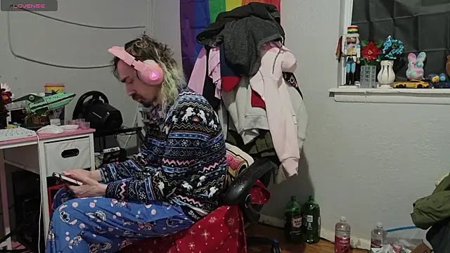 tallnerdyguy online show from February 3, 1:48 am