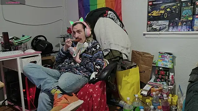 tallnerdyguy online show from May 3, 3:23 am