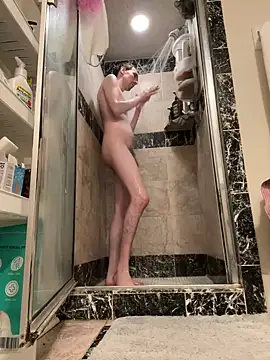 tallnerdyguy online show from July 9, 3:32 am