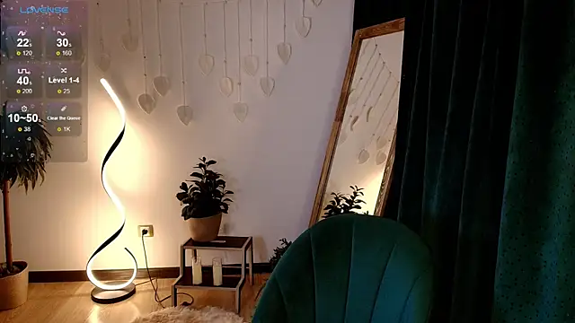 Snapshot of margeriTirell chatting on October 4, 2:42 am margeriTirell online show from October 4, 2:42 am