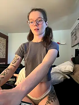 dreamteemergirl online show from October 15, 6:52 pm