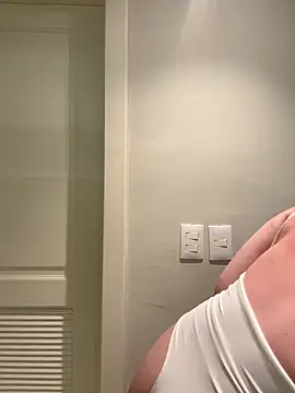 Snapshot of Shirley_Thomas chatting on November 14, 10:51 pm Shirley Thomas online show from November 14, 10:51 pm