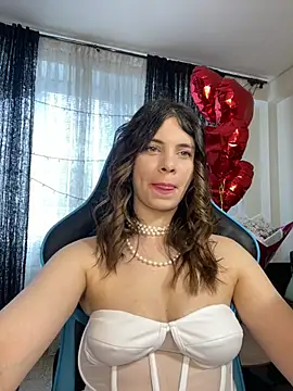 CurlyLara online show from March 1, 11:39 am