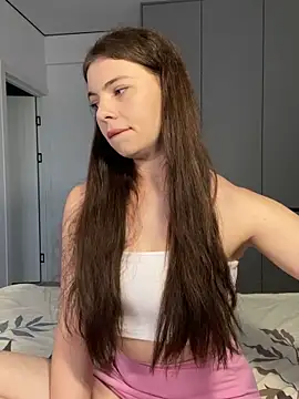 CurlyLara online show from September 17, 9:33 am