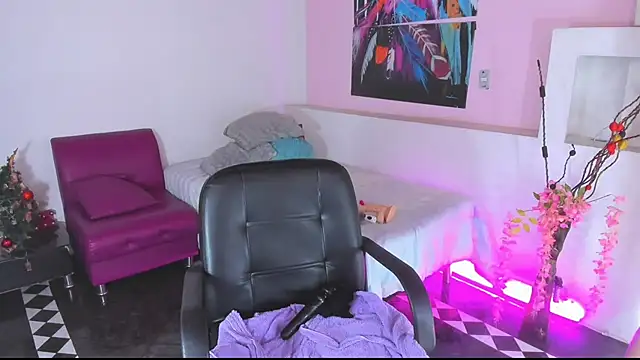 lunoxx  online show from December 29, 1:28 pm