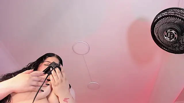 AmberiniHoffman online show from February 4, 11:49 am