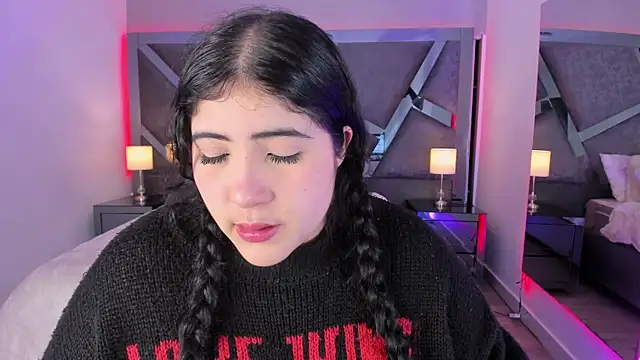 AmberiniHoffman online show from February 11, 6:11 pm