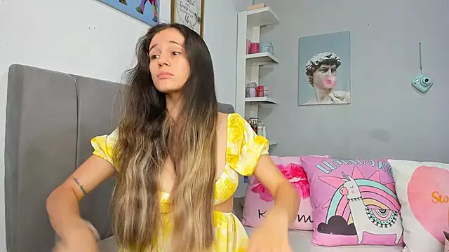 naughtyloverss online show from May 31, 1:29 pm