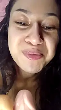 Snapshot of yummi__priv chatting on March 8, 5:38 am yummi priv online show from March 8, 5:38 am