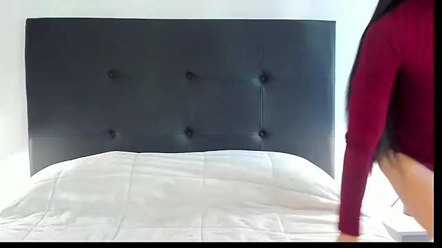 Snapshot of Skyler__blue4 chatting on January 11, 12:40 pm Skyler blue4 online show from January 11, 12:40 pm