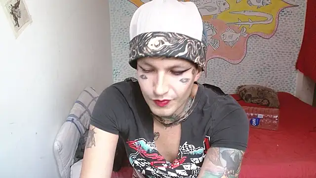 Snapshot of Party_trans chatting on February 19, 7:05 pm Party trans online show from February 19, 7:05 pm