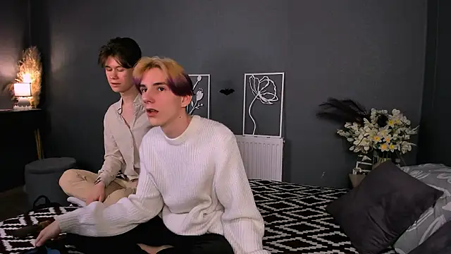 AndrewwCarter2 online show from February 14, 7:21 pm