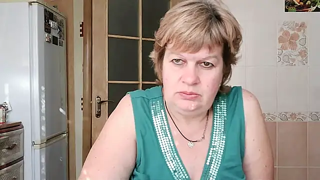 Ettie Tonia online show from February 17, 12:59 pm