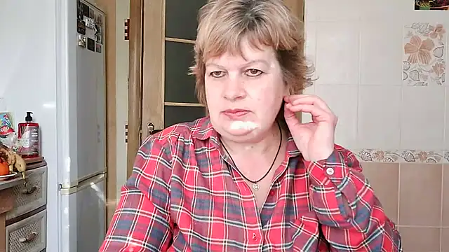 Ettie Tonia online show from February 26, 12:47 pm