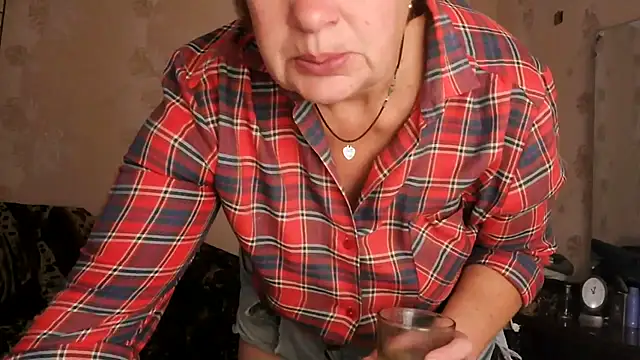 Ettie Tonia online show from October 27, 9:02 am