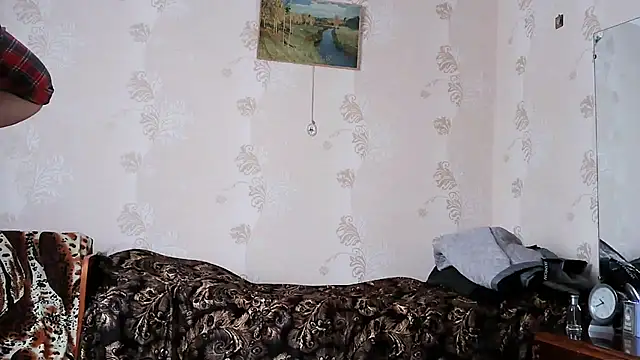 Ettie Tonia online show from November 1, 8:38 am