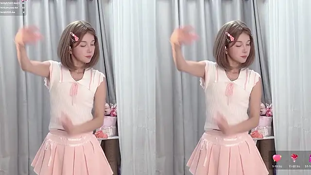 Snapshot of AnAn-520 chatting on July 10, 3:03 pm AnAn-520 online show from July 10, 3:03 pm